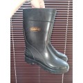 Black Water Boots - Size 5 - New