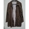 Brown Jacket with large buttons and floral lining - Miladys - Size 14