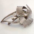 Bow Brooch with Pearls #O0067