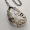 Agate Pendant with Necklace #O0139