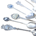 World Mix of Collectable Teaspoons (Lot of 14) #O0160