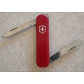 Victorianox Switzerland Small Pocket Knife. Great condition.