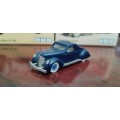 Lincoln Zephyr Coupe - Kinder Surprise - 1/87 Scale