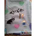 PET BED COVER UP FOR GRABS -WASHABLE-  SUPER LARGE  - LOVELY PRINTED DESIGN