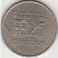 1982 Portugal 25 Escudo in AU grade
