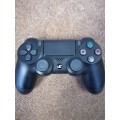 PS4 1TB SLIM CONSOLE + 1 CONTROLLER + 4 GAMES (LIKE NEW, 4 MONTHS OLD WITH GUARANTEE SLIP)