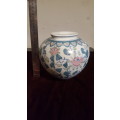 porcelain ginger jar blue & white