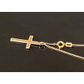 VINTAGE 9 CT SOLID GOLD CURB LINK NECKLACE CHAIN AND CROSS