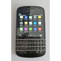 LIKE NEW Blackberry Q10 Cellphone with Pouch