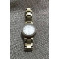 Wow!!! Pre Loved Gold Ladies Fossil Diamante Watch With Pearl Face !!!