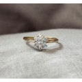 Solid 9ct Gold Vintage Solitaire Style Engagement Ring, see full description!!!