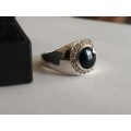 Mint mens 925 silver and black stone/onyx stone.