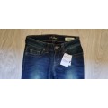 100% Original Guess Ladies Jeans - Guess Size 25 (Please see ladies chart sizes to get SA size)