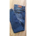 Original Guess Ladies Skinny Jeans - Guess Size 28 (SA Size 34) RETAIL R999