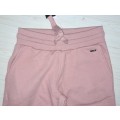100% Original Guess Ladies Pants - Size Small - RETAIL R899