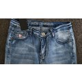 X-Mas Special R1!!! Guess Ladies Jeans - SA Size 36 (Guess Size 30) RETAIL R1299 (Power Skinny)