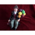 Royal Doulton  figurine - 1939 The Balloon Man 18 cm