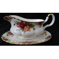 Royal Albert Old Country Roses 1962 Gravy Boat in Excellent Condition