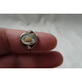 Sterling Silver Ring with Mother of Pearl   2.3 grams -- Dim 16mm