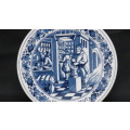 Wonderful Vintage Blauw Delfts Royal Distel Handpainted `De Pharmaceut` Small Plate D: 16 cm