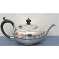 Stunning Hallmarked Antique Chester Barker Bros. 1923-24 Silver Teapot H: 110 mm (347 g)