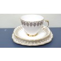 Lovely Vintage Royal Vale Bone China 39 Piece Gold And White Tea Set Details in Description