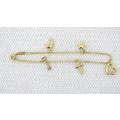 Gorgeous Vintage Sterling Silver 925 & 9ct Gold Bonded Dainty Charm Bracelet Five Charms (2.4 g)