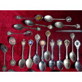 Joblot Of Thirty Mix Teaspoons, Cakeforks And One Knife