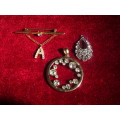 Lovely Costume Brooch And Two Pendants In Excellent Condition