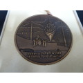 Vintage 1934-1964 Israel 30th Anniversary First Immigrant Runners Bronze Medallion - See Description