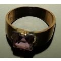 Vintage 9 carat rose gold ring with square-cut amethyst stone
