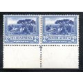 UNION 1930-45 DEF ROTO 3d M/M ARROW PAIR WITH VARIETY `SHUTTERED WINDOW`. CC46a. CV R1500.