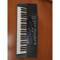 Casio CT 400 classic keyboard electeic