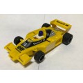 Scalextric Renault f1 (Yellow lot 1)