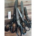 COLLECTION OF SCISSORS.