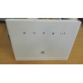Huawei B315 Wireless LTE Router in box
