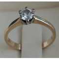 18ct yellow and white ring with VVS2E 0.3672CT diamond with EGL certificate