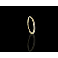 1.3 grams 9 carat Yellow Gold Half Eternity Illusion Set Ring - no diamonds