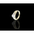 9ct (4.4grams) Yellow Gold and Oval Zirconia ring