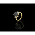 18ct (4.3 gram) Yellow Gold Onyx Ring with two diamonds