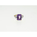 18ct ( 7grams) Yellow Gold Amethyst and Diamond Vintage Ring