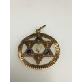 3.6 grams 9 carat Vintage Yellow Gold Star of David Pendant with semi precious stones and a pearl