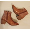 Size 3 / 4 ** PU Leather Block Heel Ankle Boots ** Sizes 3 / 4 ** Camel Brown