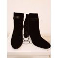 ** Stunning ** Size 4 / 6 Single Buckle Suede Ankle Boots Sizes 4 / 6 ONLY**Black