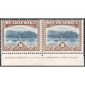 Union of SA - 1927 SACC39 10/- Bright blue and Brown INSCRIPTIONAL PAIR(P14) -  LMM -  CV R12000