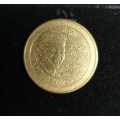 1933 Nelson Mandela Alone Walk To Freedom Gold Plated Souvenir Coin