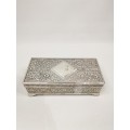 BEAUTIFUL LARGE HIGHLY DETAILED JEWELRY BOX!!!!
