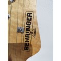 BEHRINGER ELECTRIC GUITAR WITH BAG WORKING