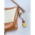 DOONEY and BOURKE MADE IN THE USA ALL WEATHER GENUINE LEATHER BAG!!!!