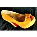 HIGH HEELS SHOES Sizes 3. Reduced to clear!!!